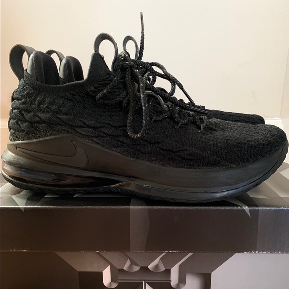 LEBRON XV🖤 - Picture 1 of 7